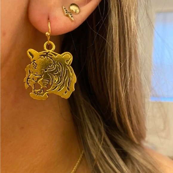 New Golden Etched Tiger Earrings | Auburn Tigers | LSU | Clemson Mascot Football - Picture 11 of 16